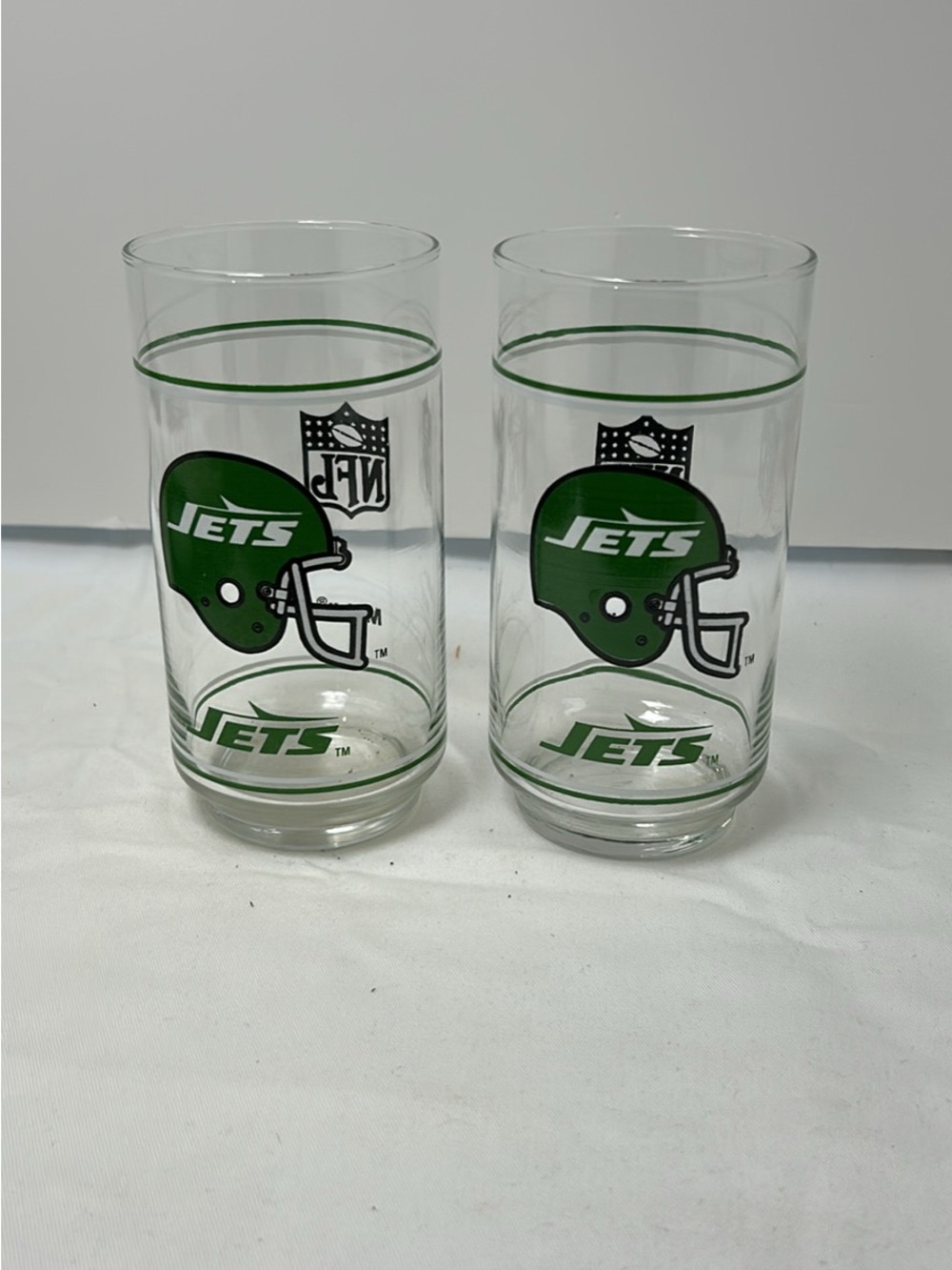 New York Jets Glass Tumbler Set of 2 - Official NFL Team Glasses in Green
